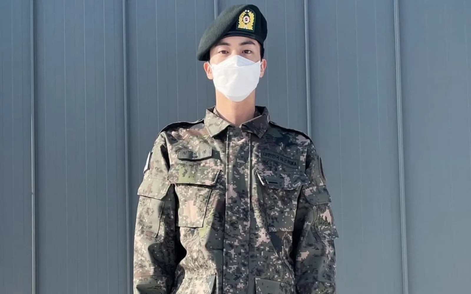 Aksi Perawat Militer Nekat Masuk ke Divisi Pelatihan Jin BTS