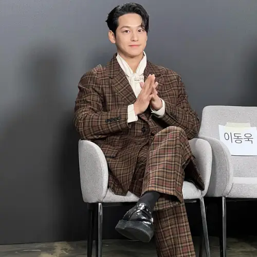 Begini Tampannya Kim Bum, Makin Jadi Idaman