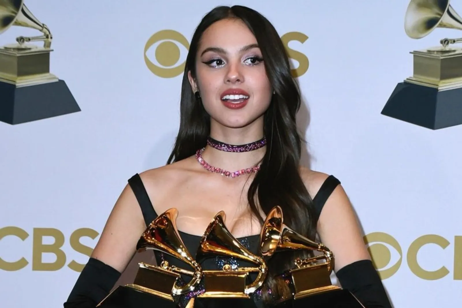 Rayakan Dua Tahun Album 'Sour', Olivia Rodrigo Beri Kabar Album Kedua 