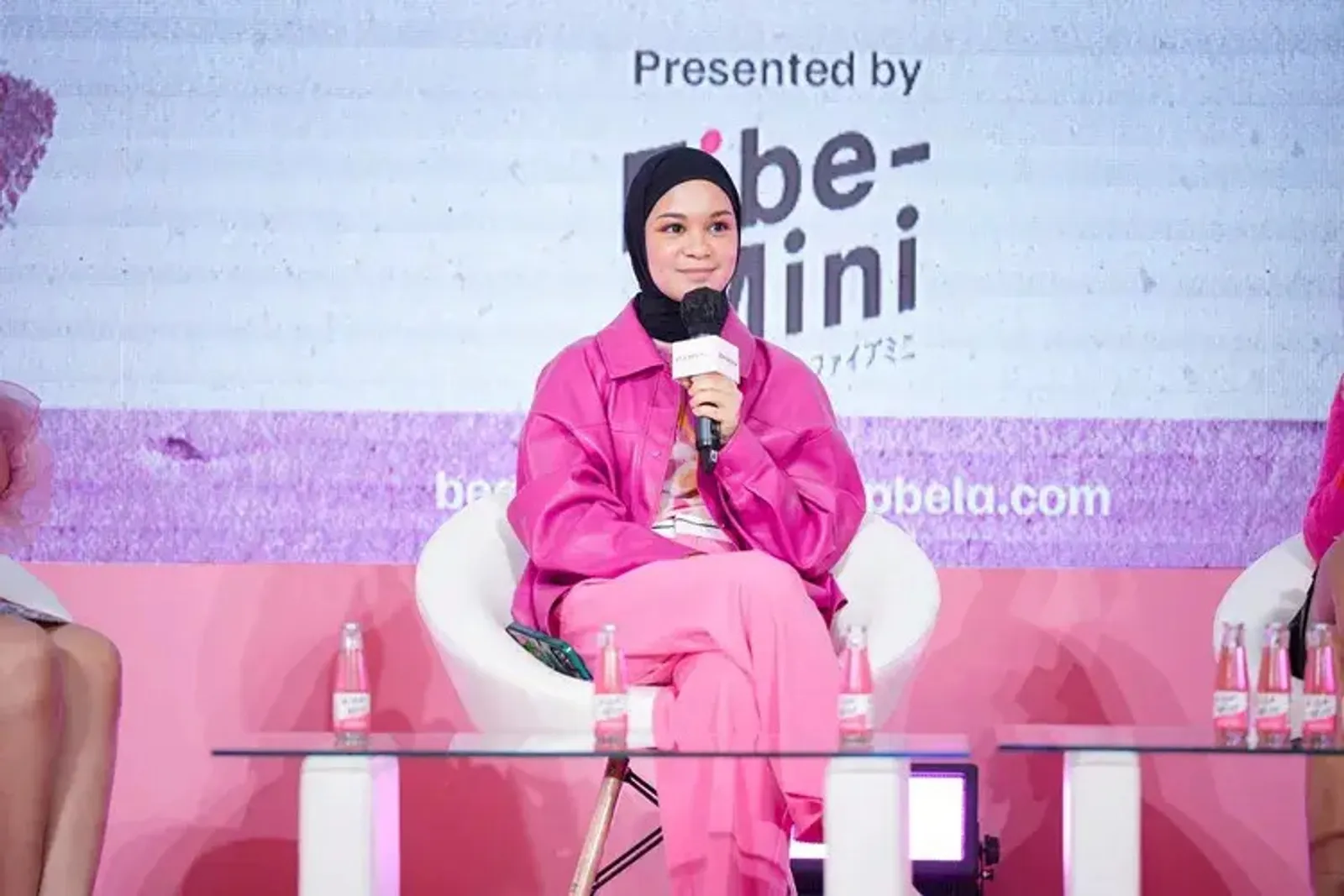 Throwback 7 Gaya Publik Figur di BeautyFest Asia 2022