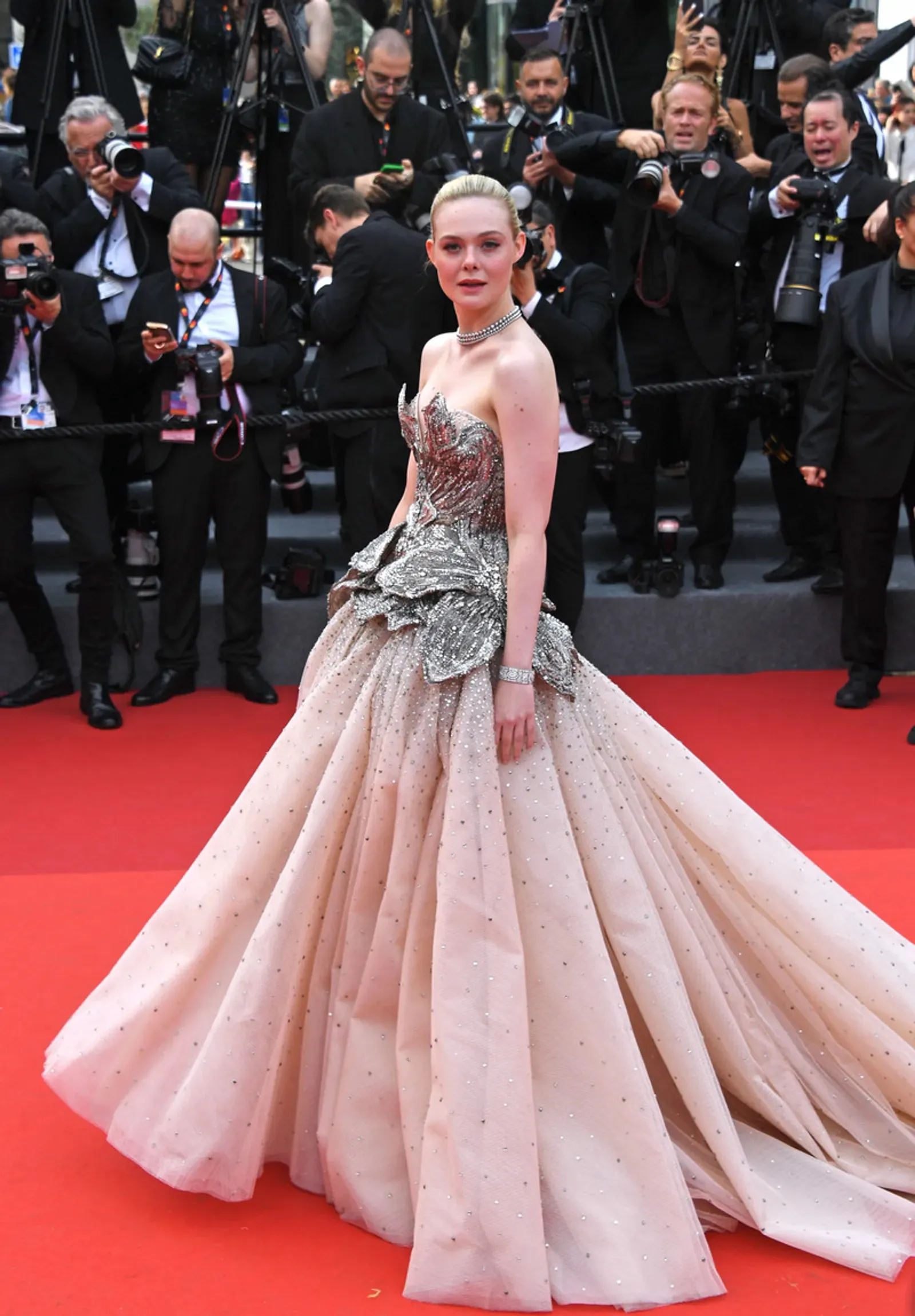 27 Gaya Artis Paling Viral di Cannes Film Festival 2023