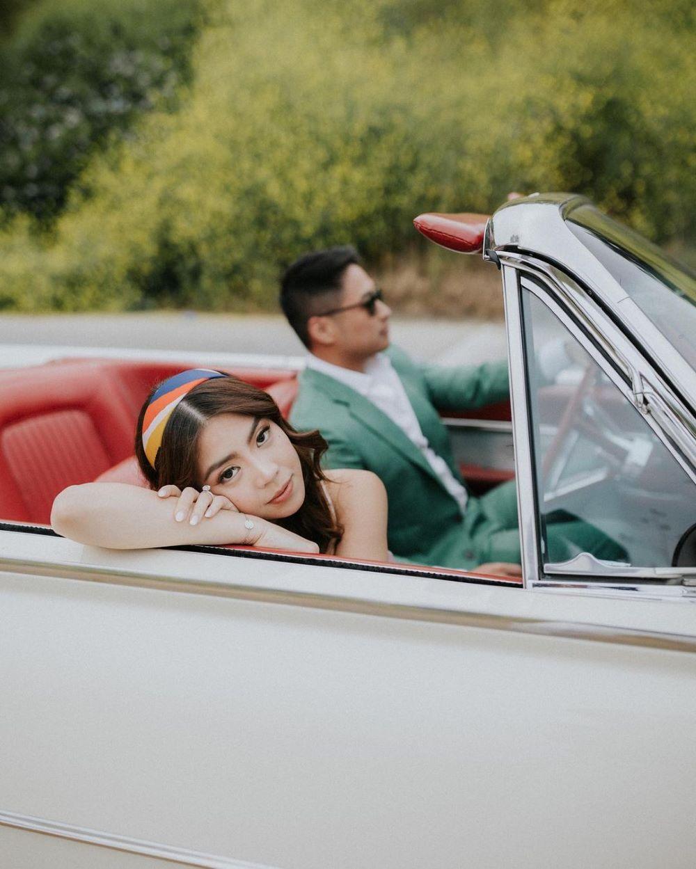 Classy! 7 Potret Pre-Wedding Clarissa Tanoesoedibjo dan Anthony Tjipto