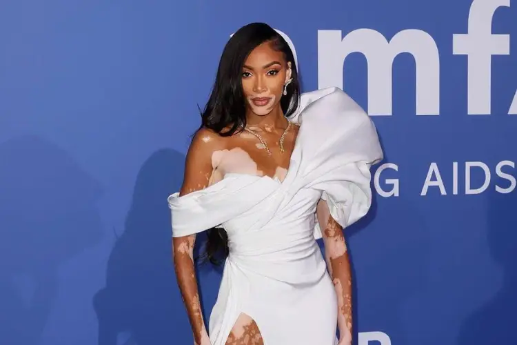 Penampilan Glamor Para Seleb di amfAR Gala Cannes