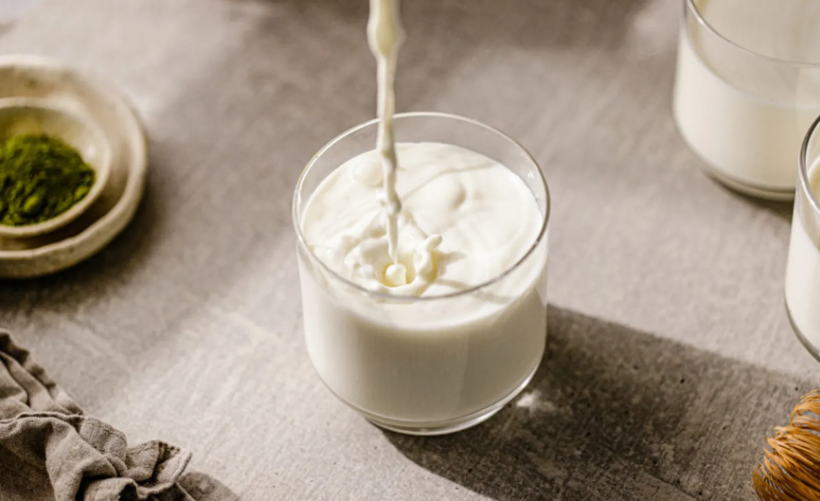 Perbedaan Susu UHT dan Susu Pasteurisasi, Mirip Tapi Tak Sama
