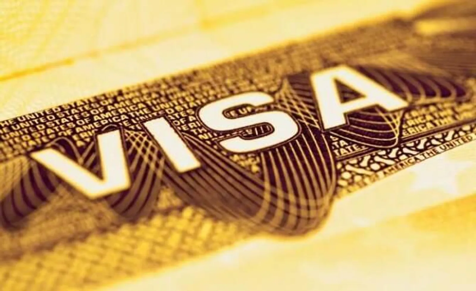 Luncurkan Golden Visa, Turis Asing Bisa Menetap 10 Tahun
