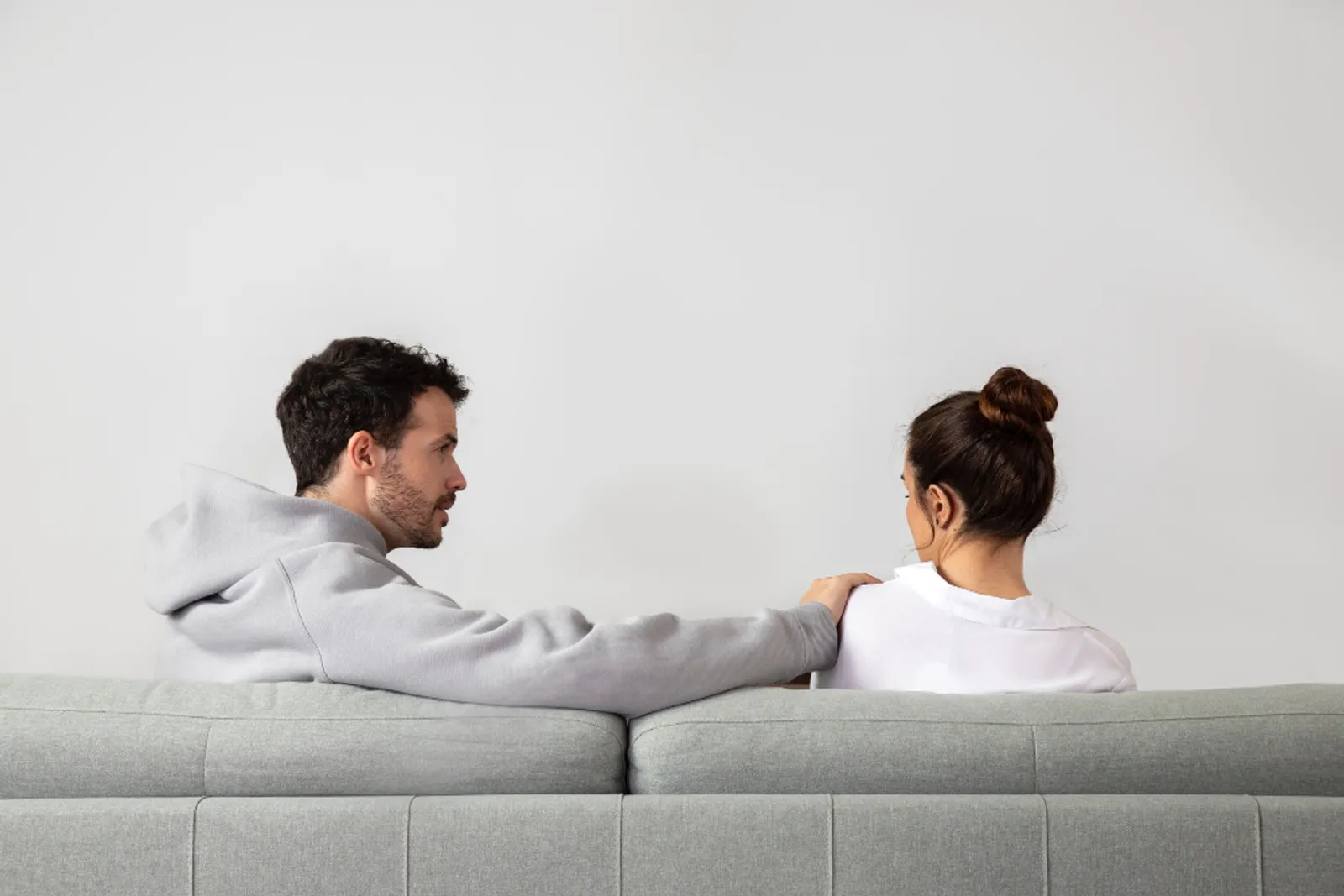7 Cara Tepat Mengakhiri Hubungan dengan Suami Orang