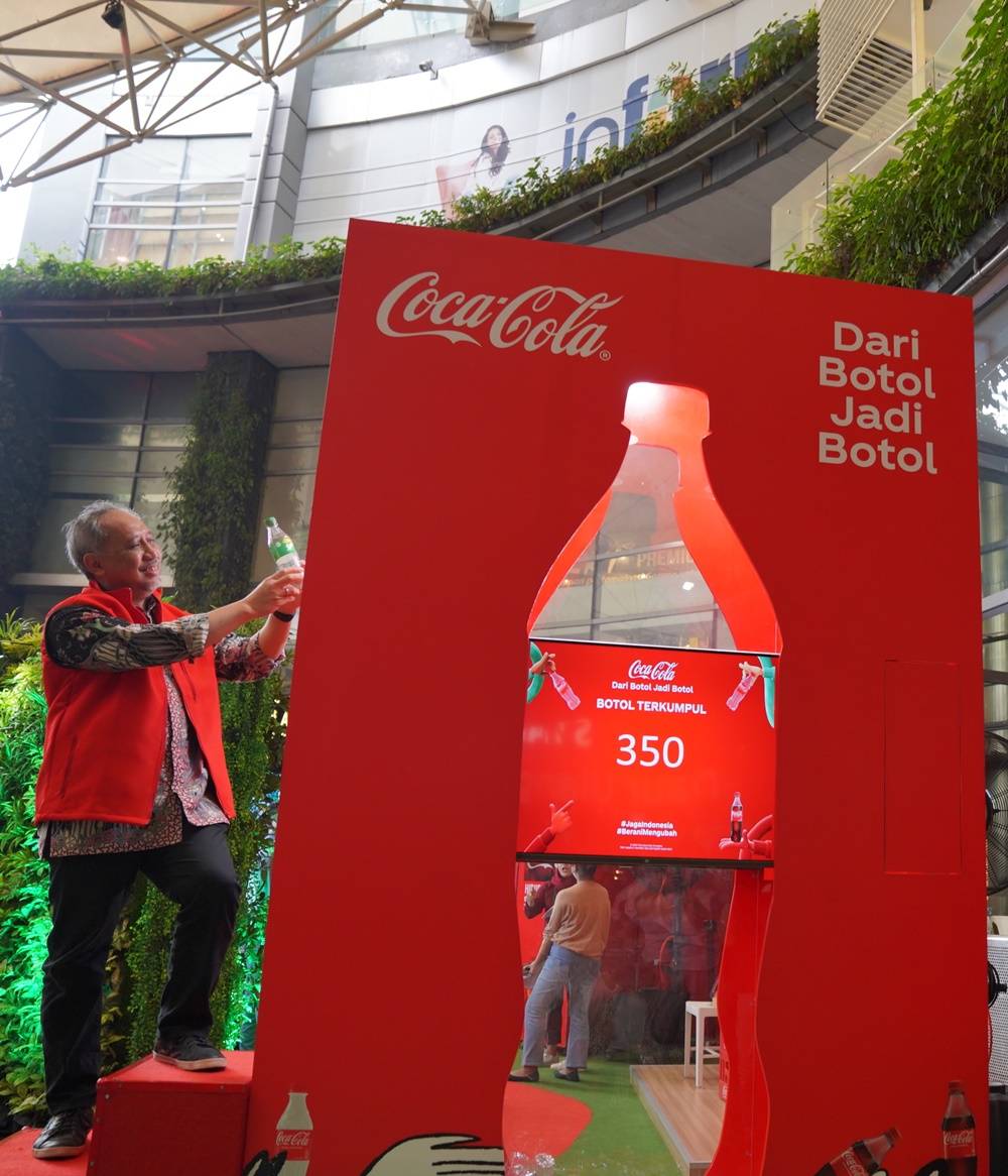 Coca-Cola Rilis 100% Botol Daur Ulang