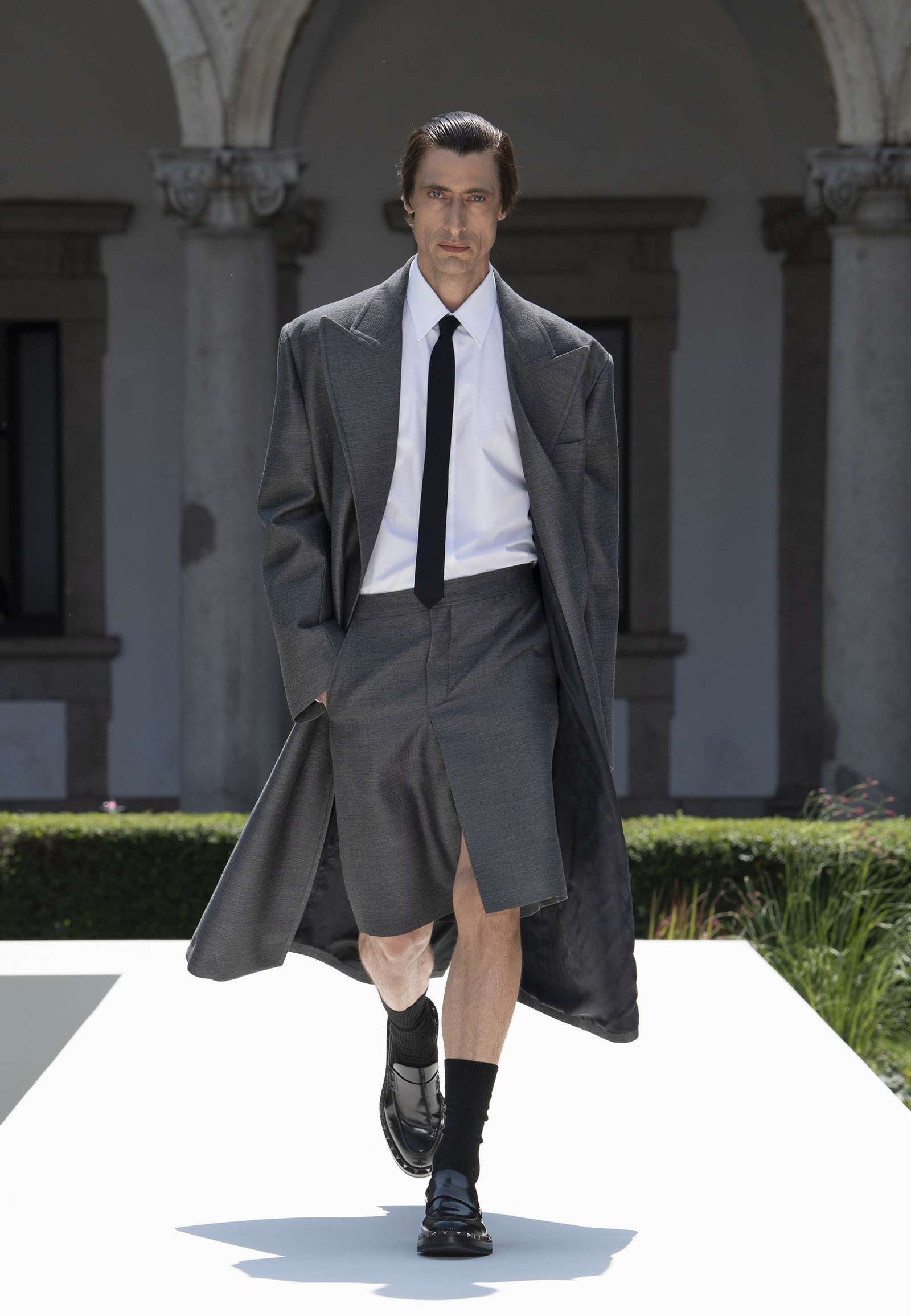 Valentino Rilis Menswear Summer Collection ‘Valentino Narrative'