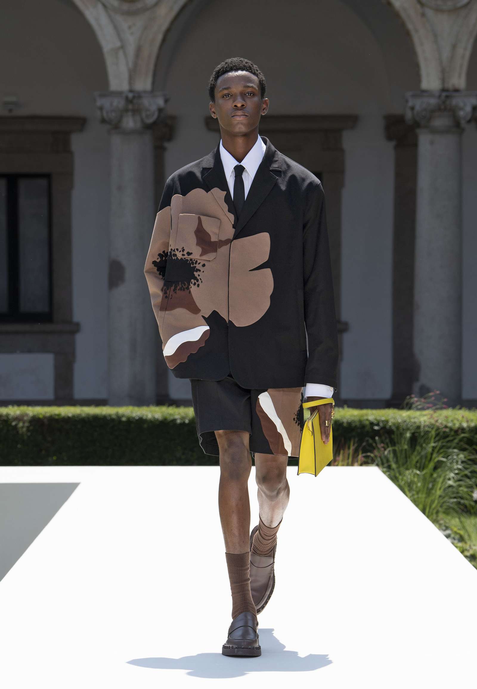 Valentino Rilis Menswear Summer Collection ‘Valentino Narrative'