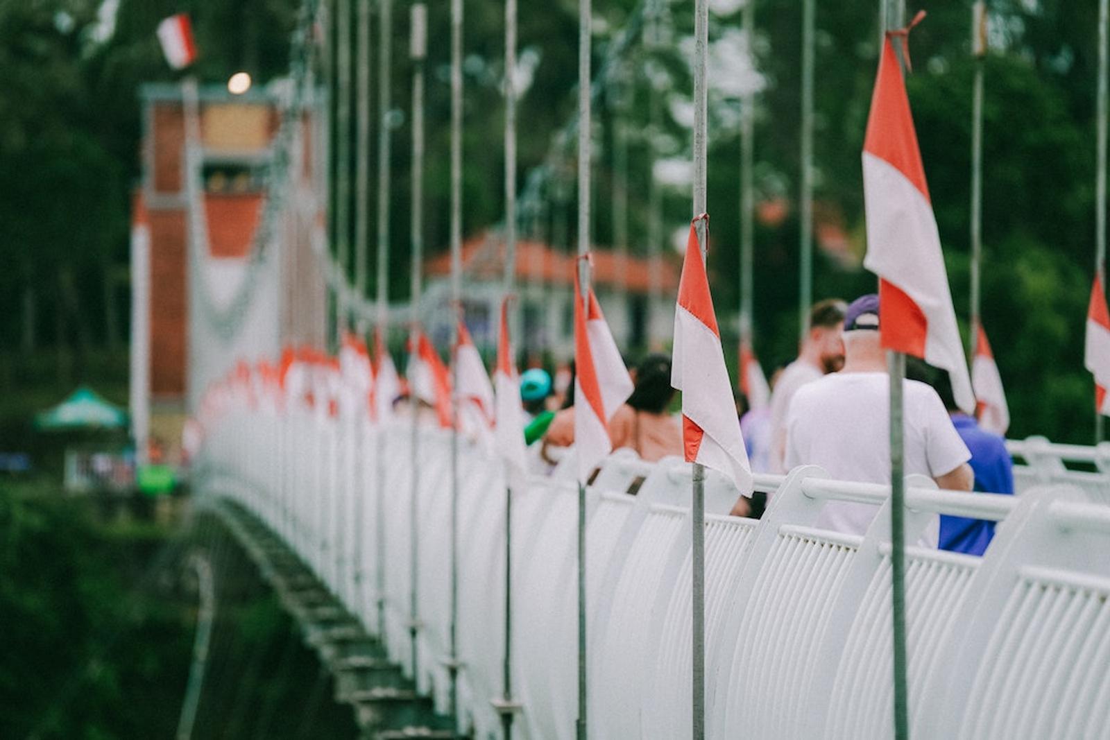 10 Sikap Kepahlawanan dalam Kehidupan Sehari-hari yang Dapat Dilakukan