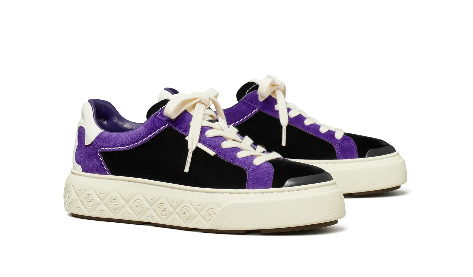 Intip Desain 'Lucky Sneakers' Tory Burch yang Versatile dan Trendy 