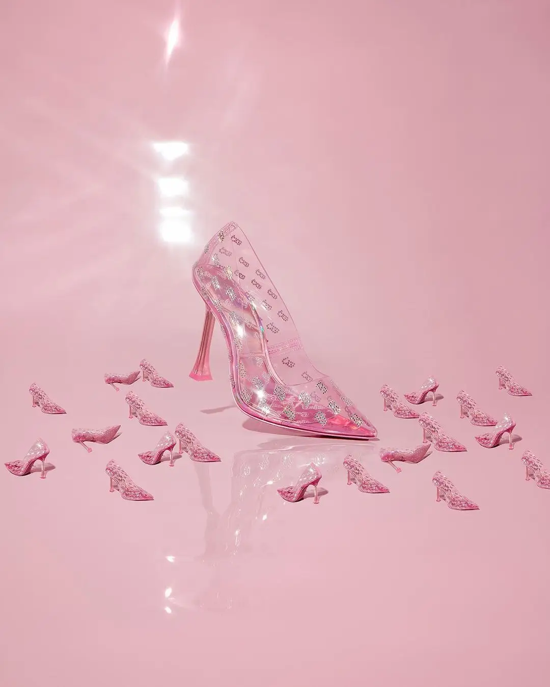 ALDO x Barbie Rilis Koleksi Aksesori Terbaru, Serba Pink!