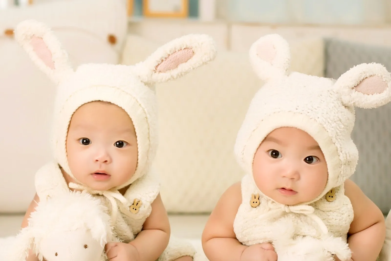 7 Cara Mendapatkan Anak Kembar Secara Alami, Lakukan Sejak Dini!