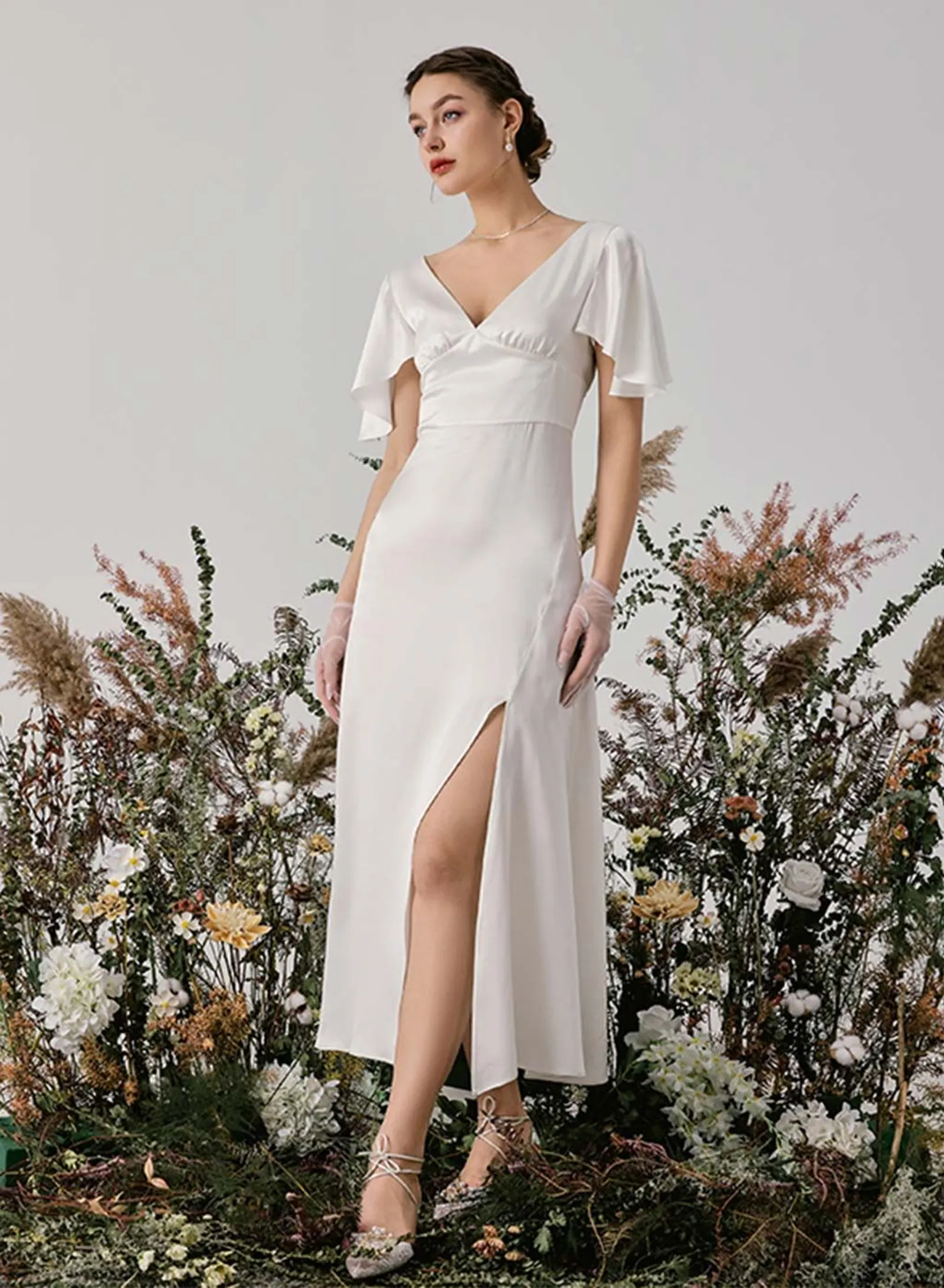 9 Model Dress Belah Samping Terbaru, Elegan dan Fashionable!