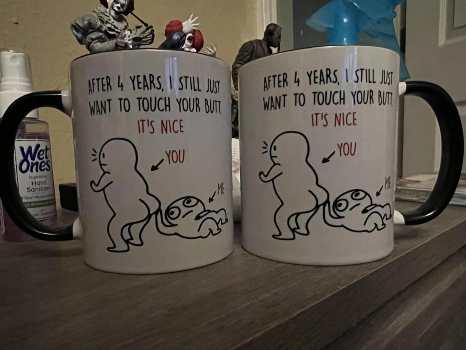 15+ Desain Mug Ter-absurd yang Pernah Ada, Dijamin Bikin Pengen Punya