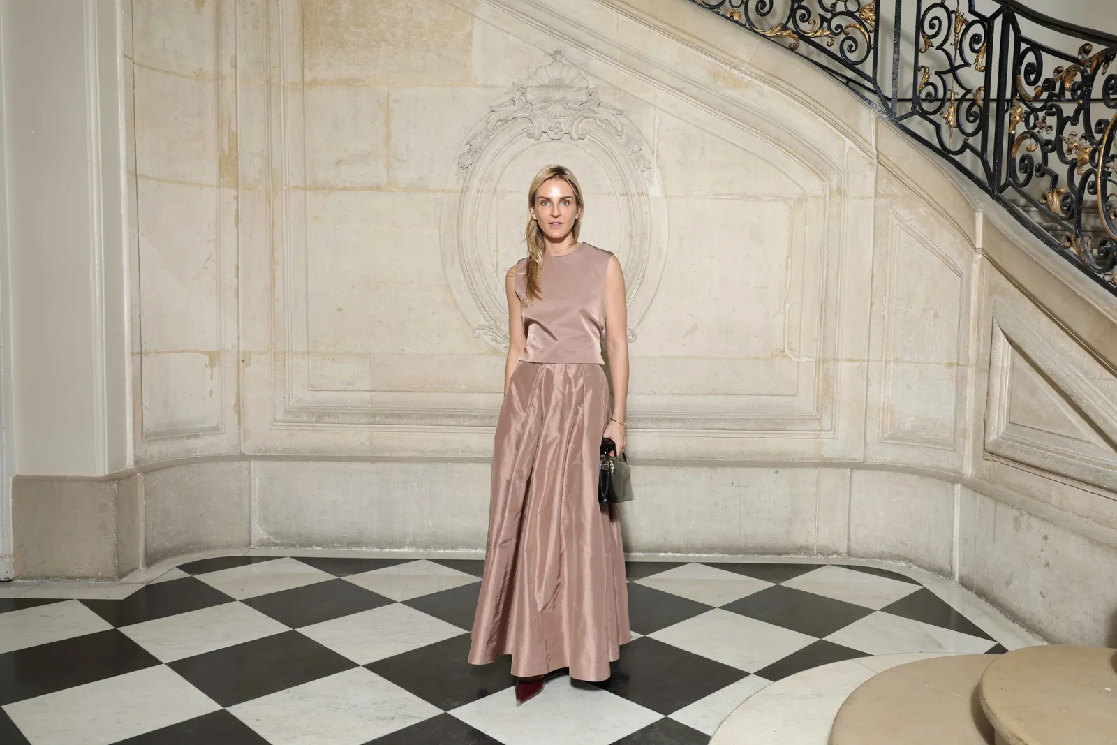 Deretan Gaya Chic Selebriti Hadiri Dior Haute Couture Show