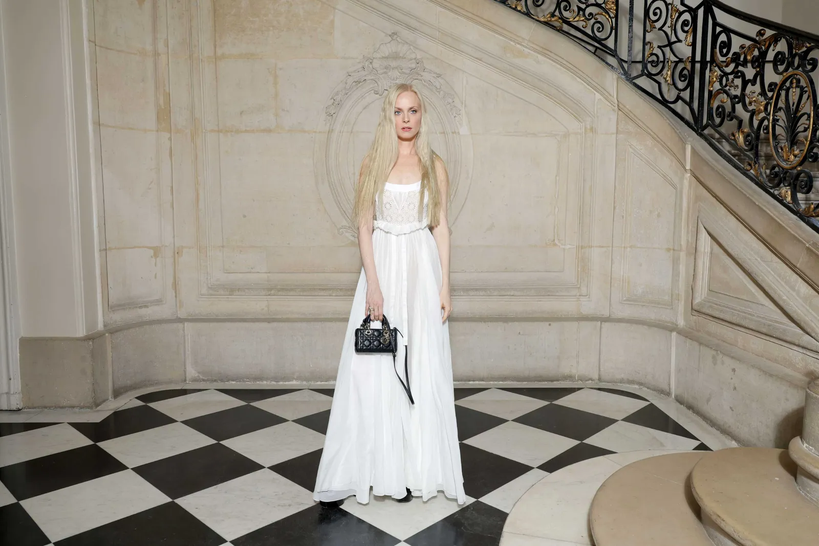 Deretan Gaya Chic Selebriti Hadiri Dior Haute Couture Show