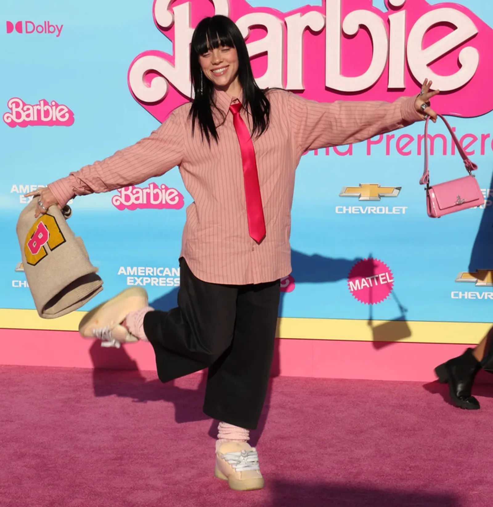 Gaya Para Seleb Hadiri World Premiere 'Barbie The Movie'