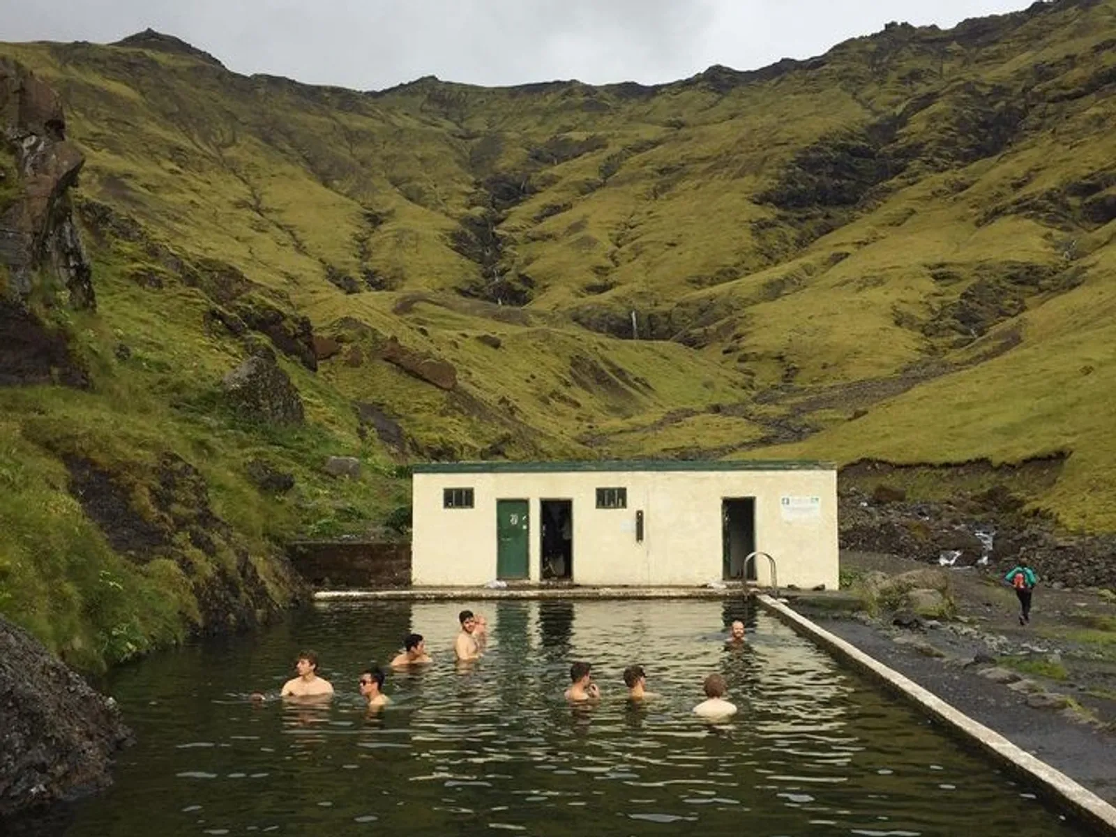 10 Aktivitas Seru Selama Musim Panas di Islandia