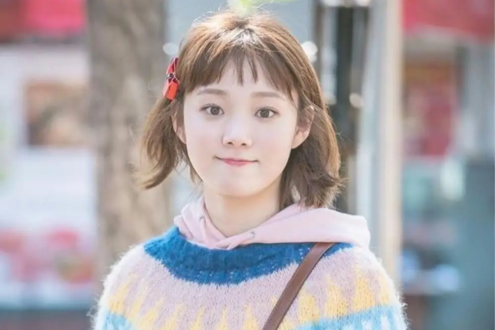 Gaya Rambut Lee Sung Kyung, Pendek Hingga Panjang Memesona