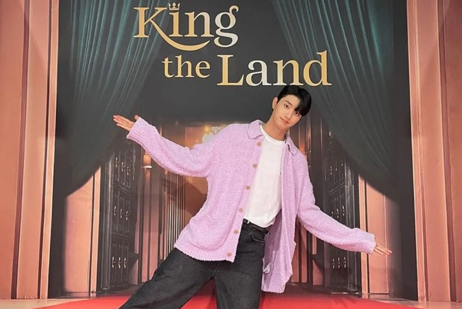 Kim Jae Won, Scene Stealer yang Bikin Jatuh Hati di 'King The Land'