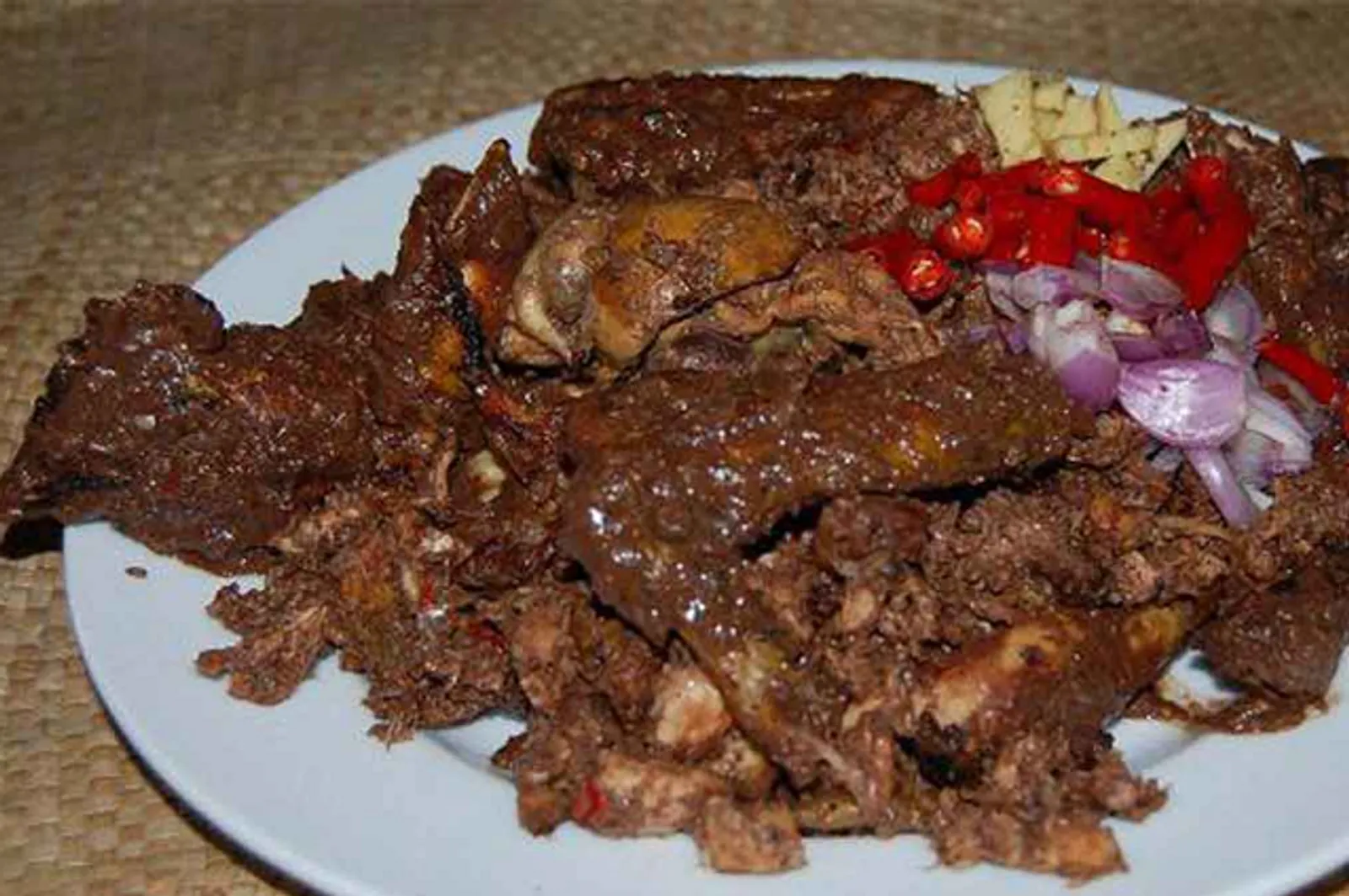 Resep Hinasumba, Daging Ayam Tanpa Dimasak Khas Simalungun