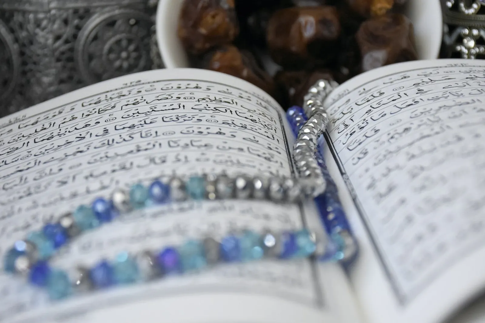 5 Keutamaan Membaca Surah Al-Kahfi Agar Dijauhkan dari Fitnah Dajjal