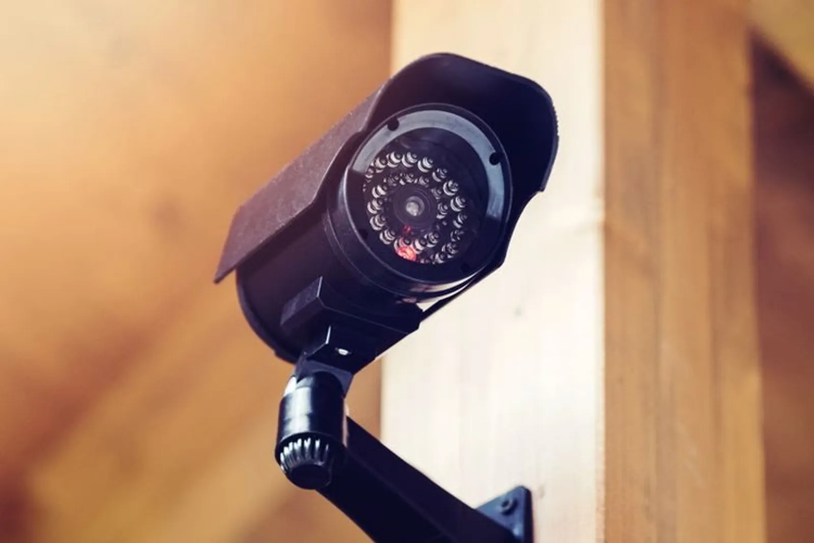 6 Tempat Terbaik untuk Memasang CCTV di Rumah, Terpantau dengan Jelas