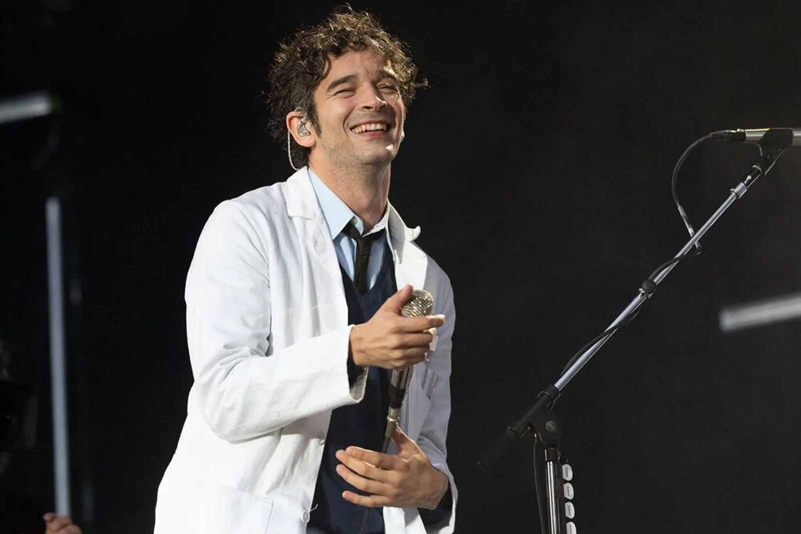 6 Wanita yang Pacaran dengan Matty Healy 'The 1975', Ada Taylor Swift