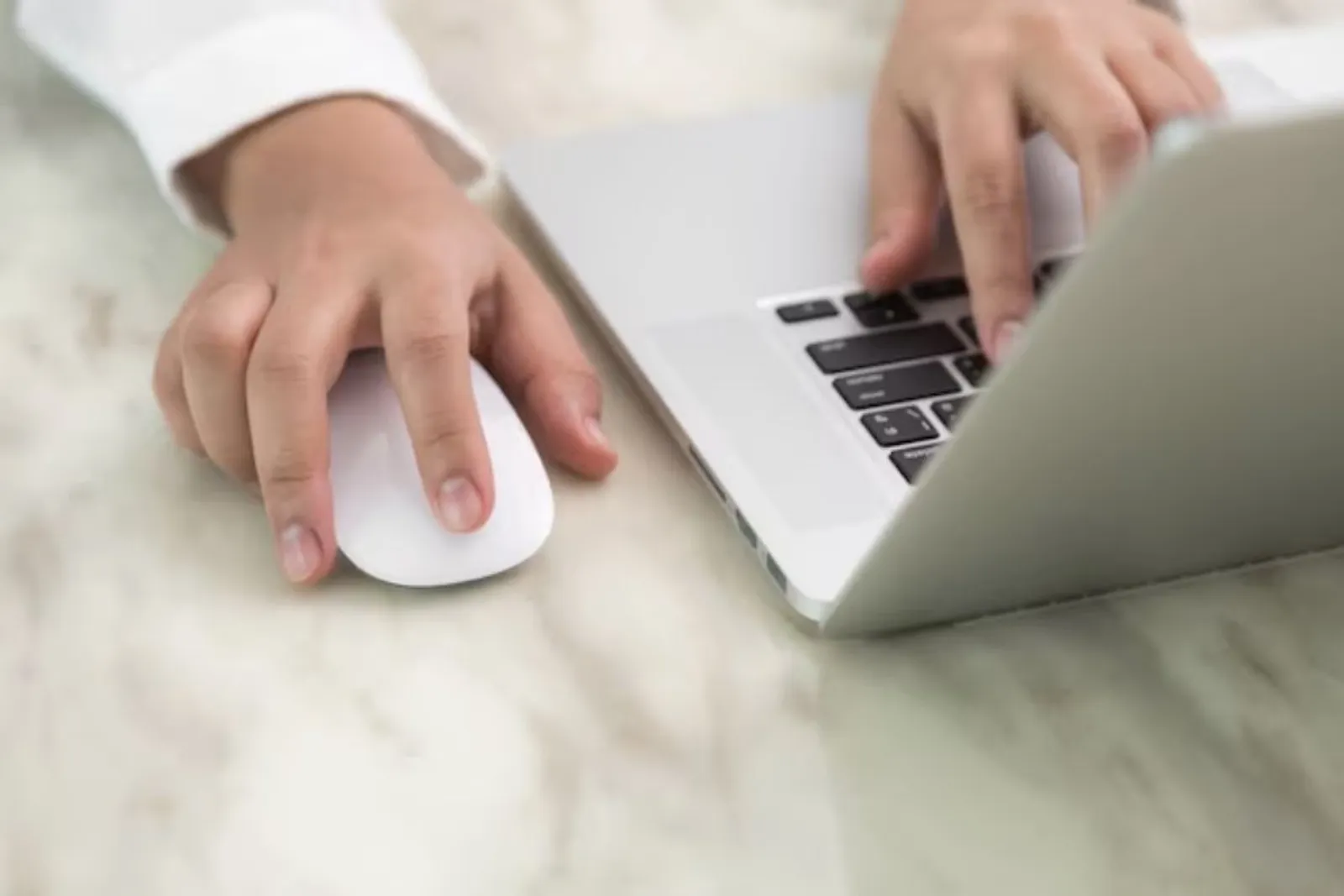 10 Cara Mengatasi Laptop Lemot agar Normal Kembali