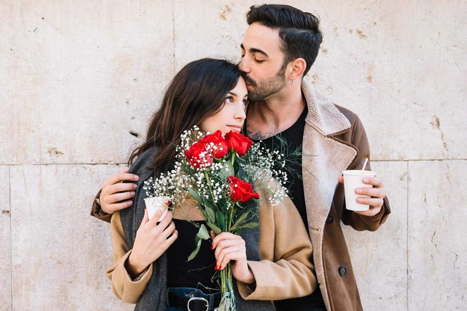 50 Kata-Kata Romantis Singkat untuk Pasangan yang Menyentuh