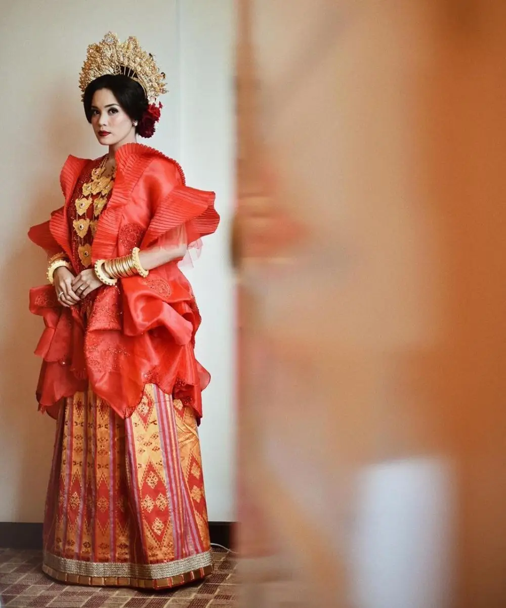 Inspirasi Baju Pengantin Adat Bugis a La Artis Indonesia