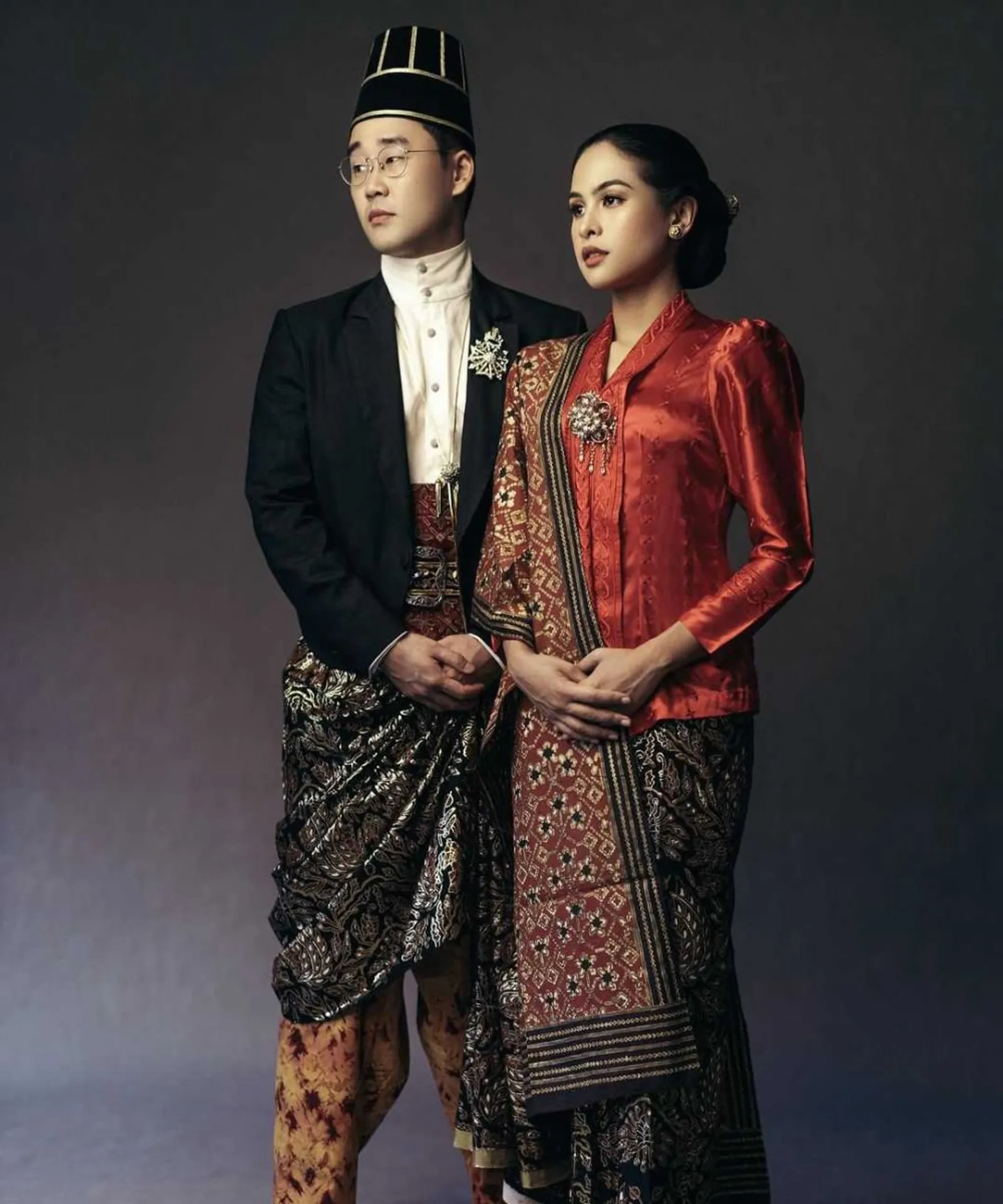 8 Inspirasi Pre-Wedding Adat Jawa Klasik a la Artis Tanah Air