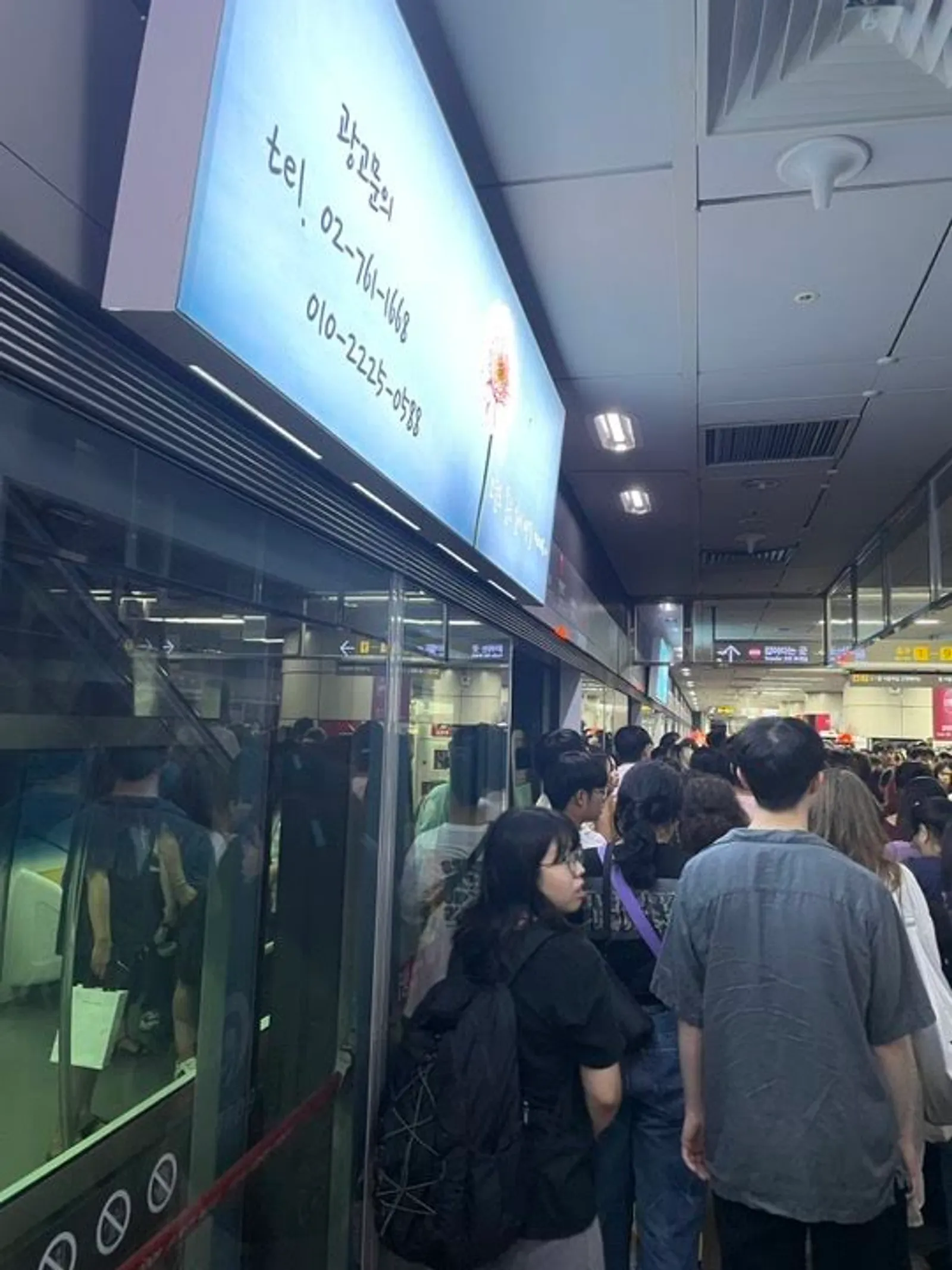 Kericuhan Subway Korea Gara-Gara Fans Suga 'BTS'? Ini Kebenarannya