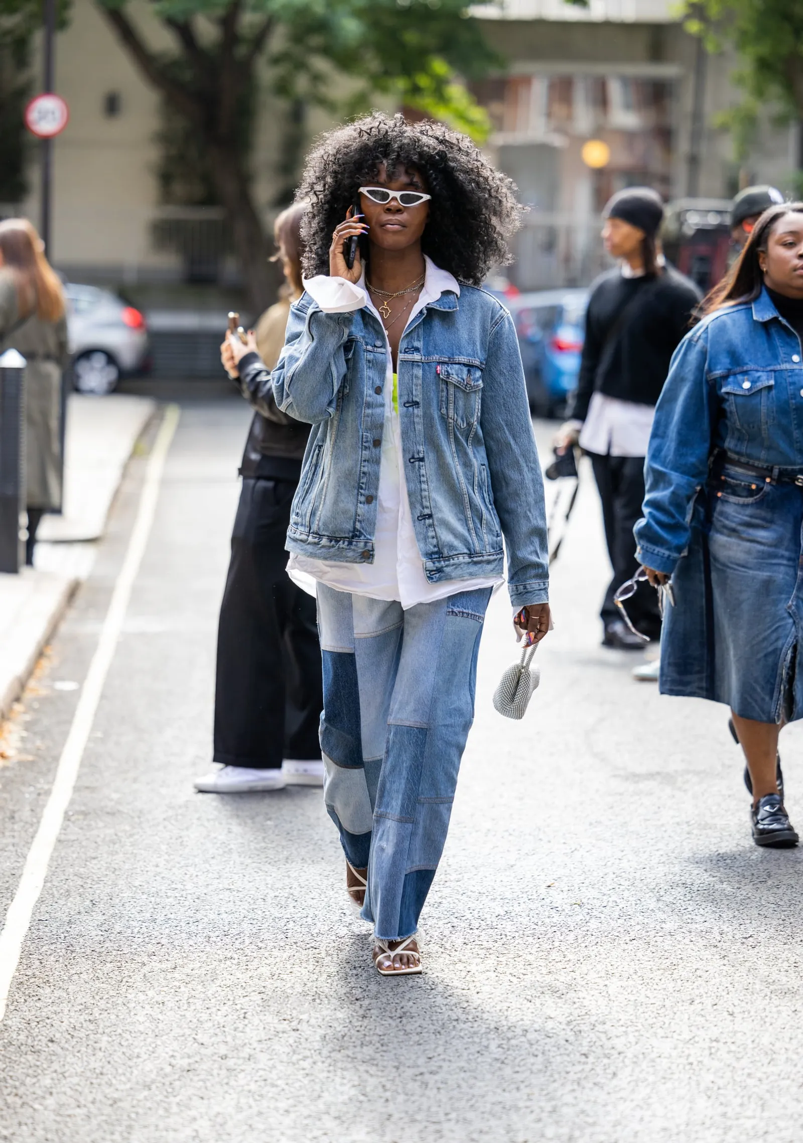 Rekomendasi Model Jeans Trendi untuk Lengkapi Koleksimu