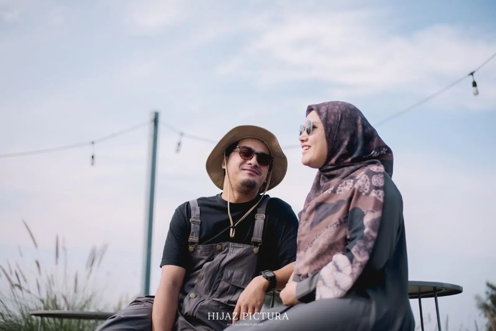 Bukan Pre-Wedding, 6 Pasang Seleb Ini Pilih Foto Post-Wedding Usai Sah