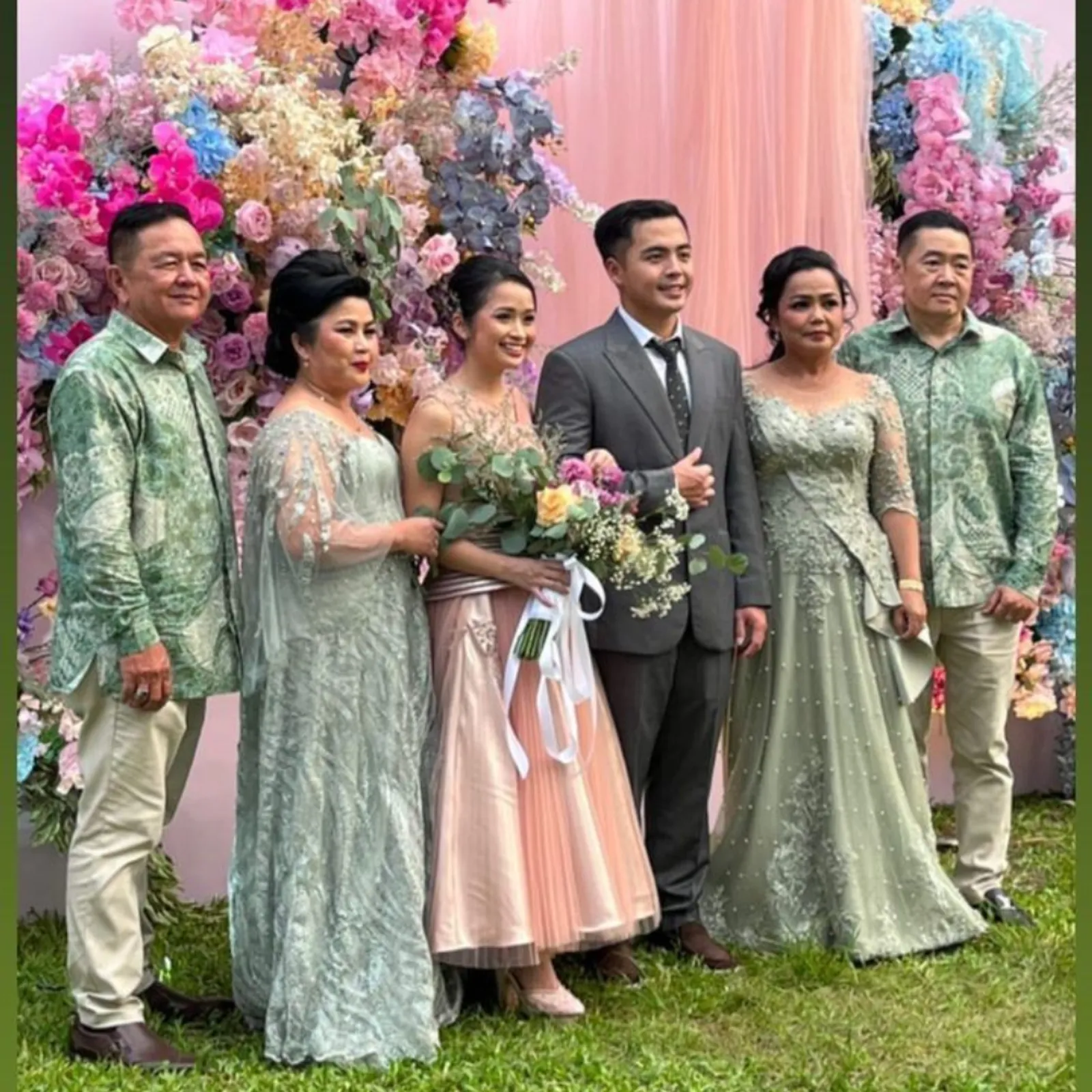 Garden Party, Ini 7 Momen Pertunangan Gritte Agatha dan Arif Hidayat