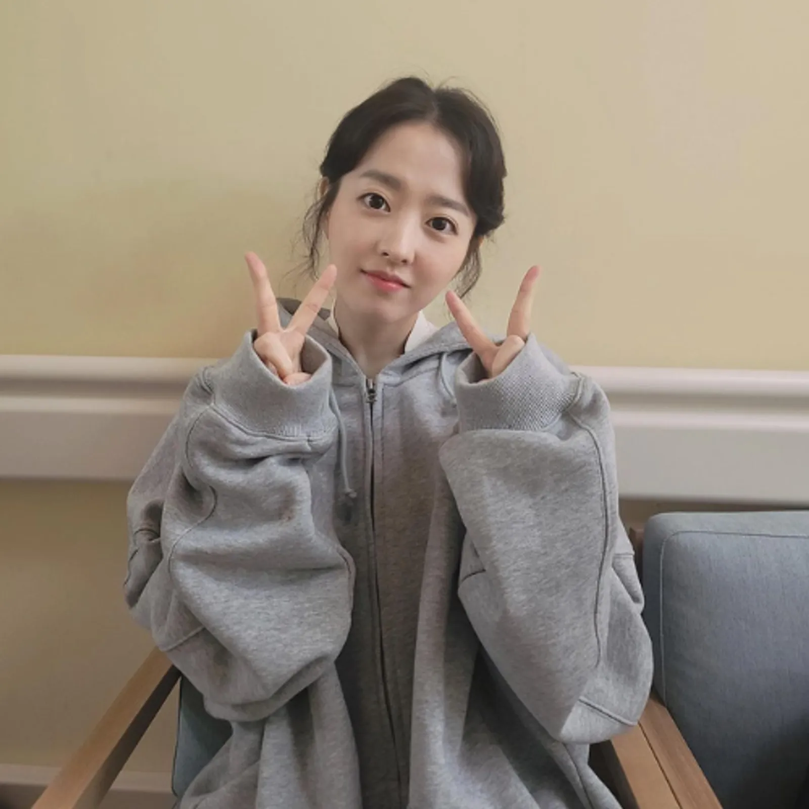 Selalu Jadi Idola, Begini Pesona Park Bo Young yang Sulit Ditolak