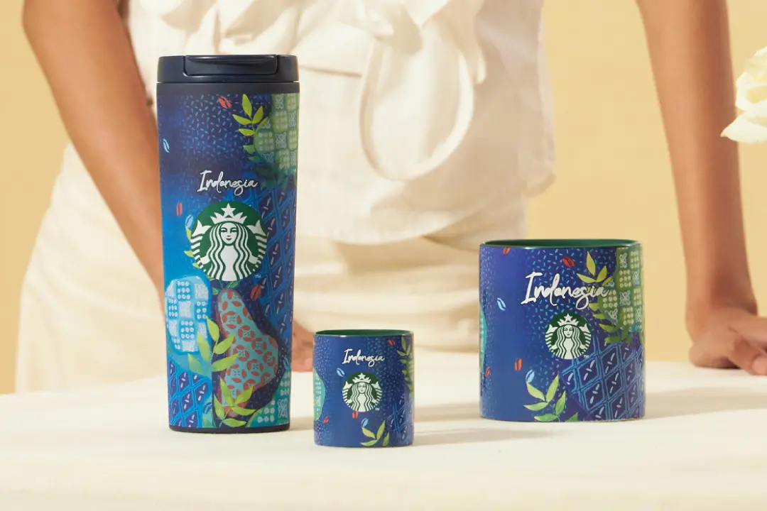 Purana x Starbucks, Rilis Merchandise Berdesain Kain Khas Indonesia