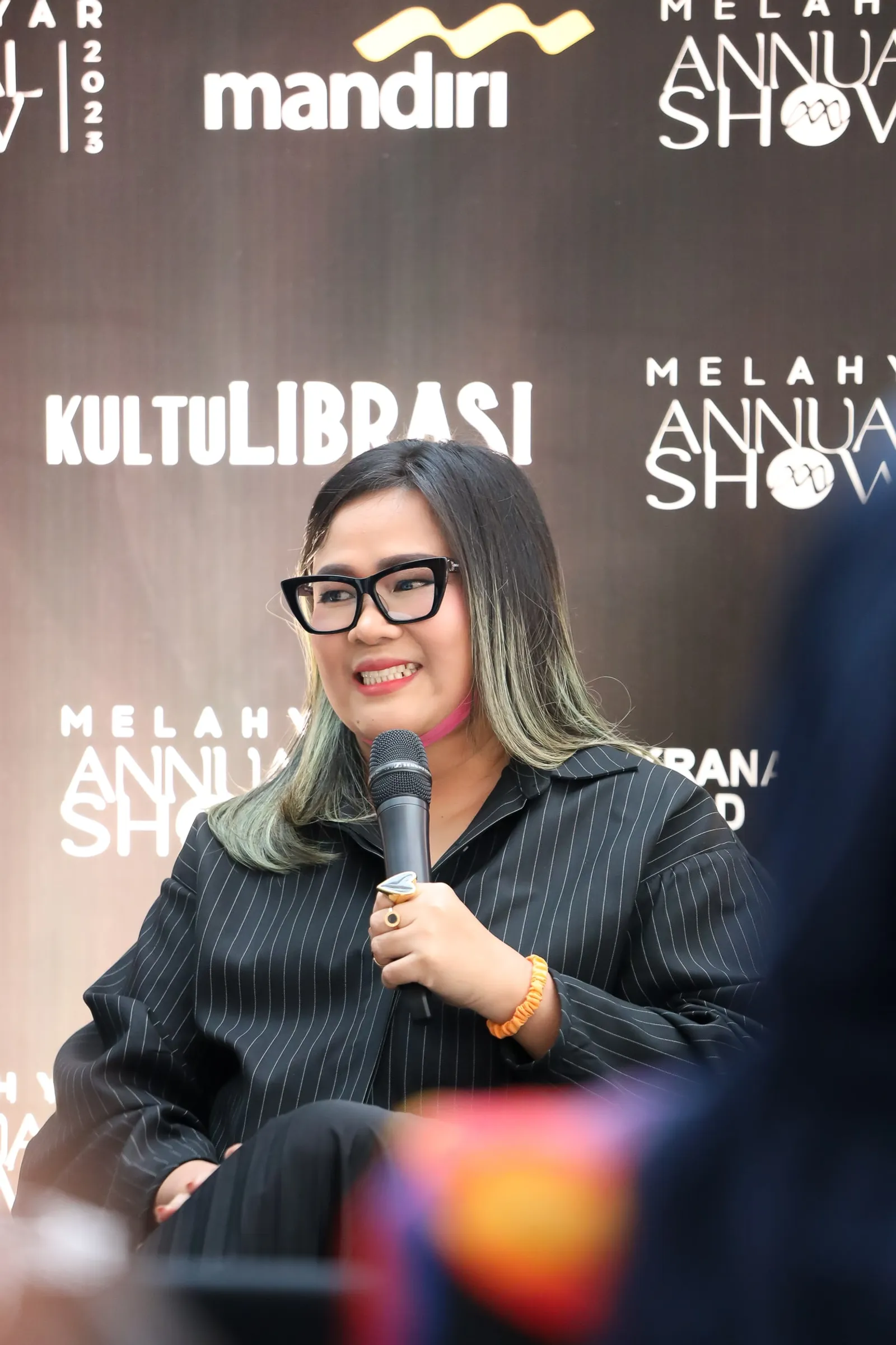 Mel Ahyar Tampilkan Koleksi ‘KULTULIBRASI’ untuk Annual Show 2023