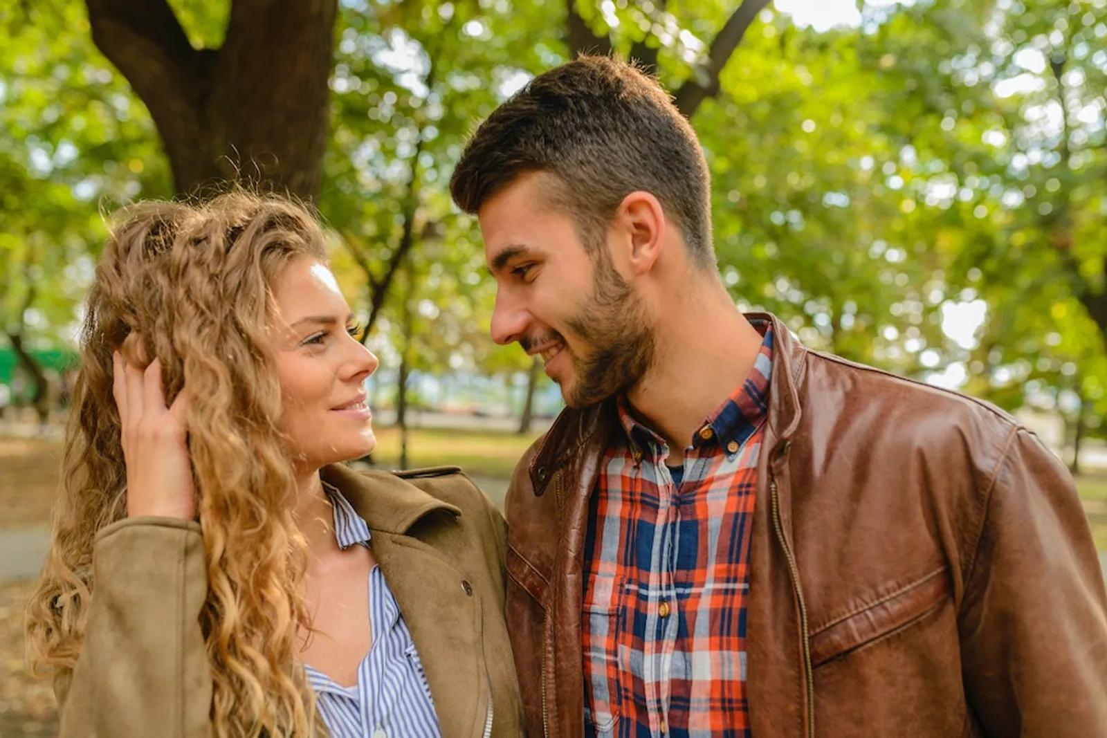 5 Alasan Laki-Laki Meninggalkan Pasangan yang Sudah Menemani dari Nol