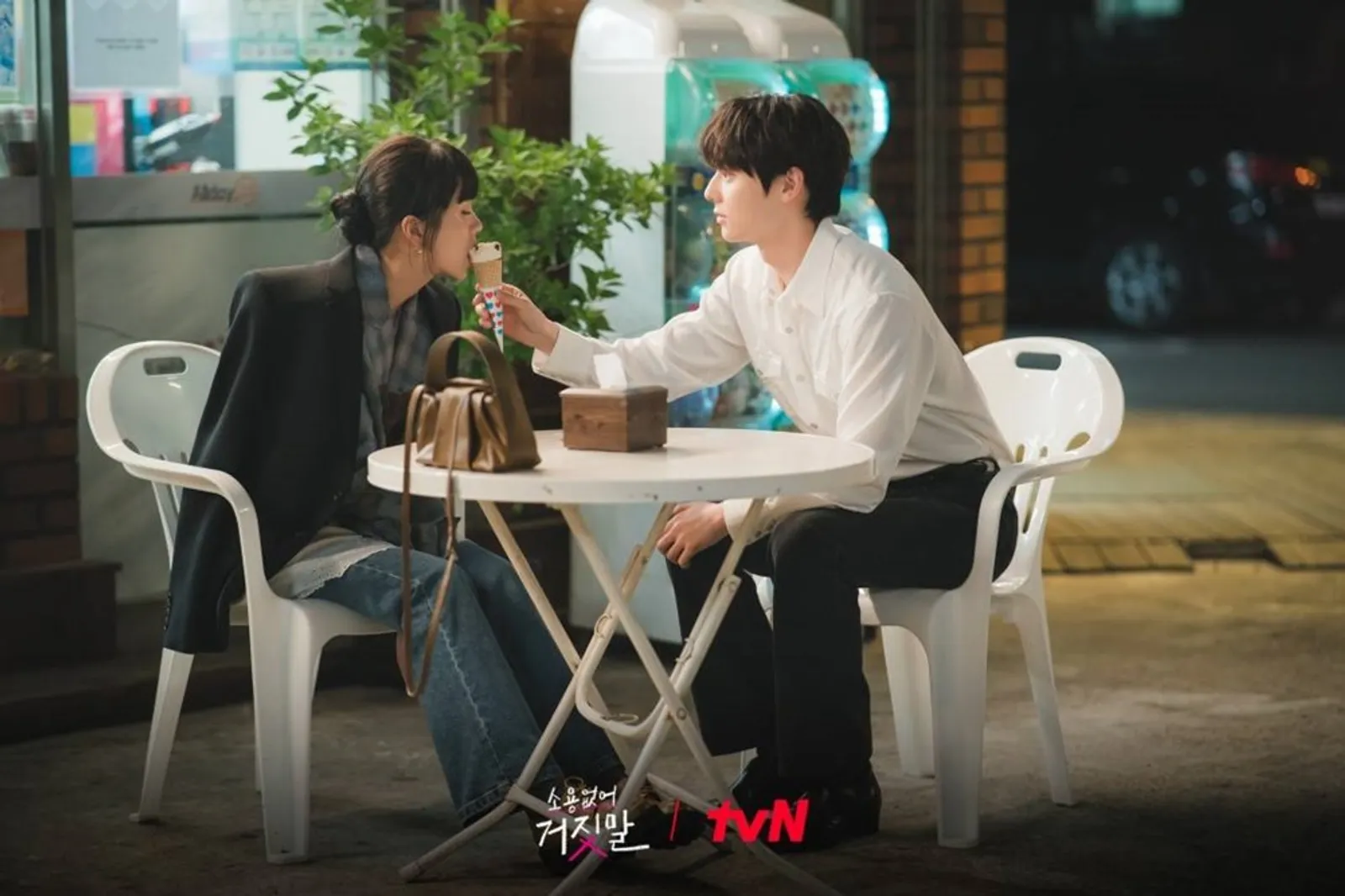 5 Momen Manis Kim So Hyun dan Hwang Minhyun dalam ‘My Lovely Liar’