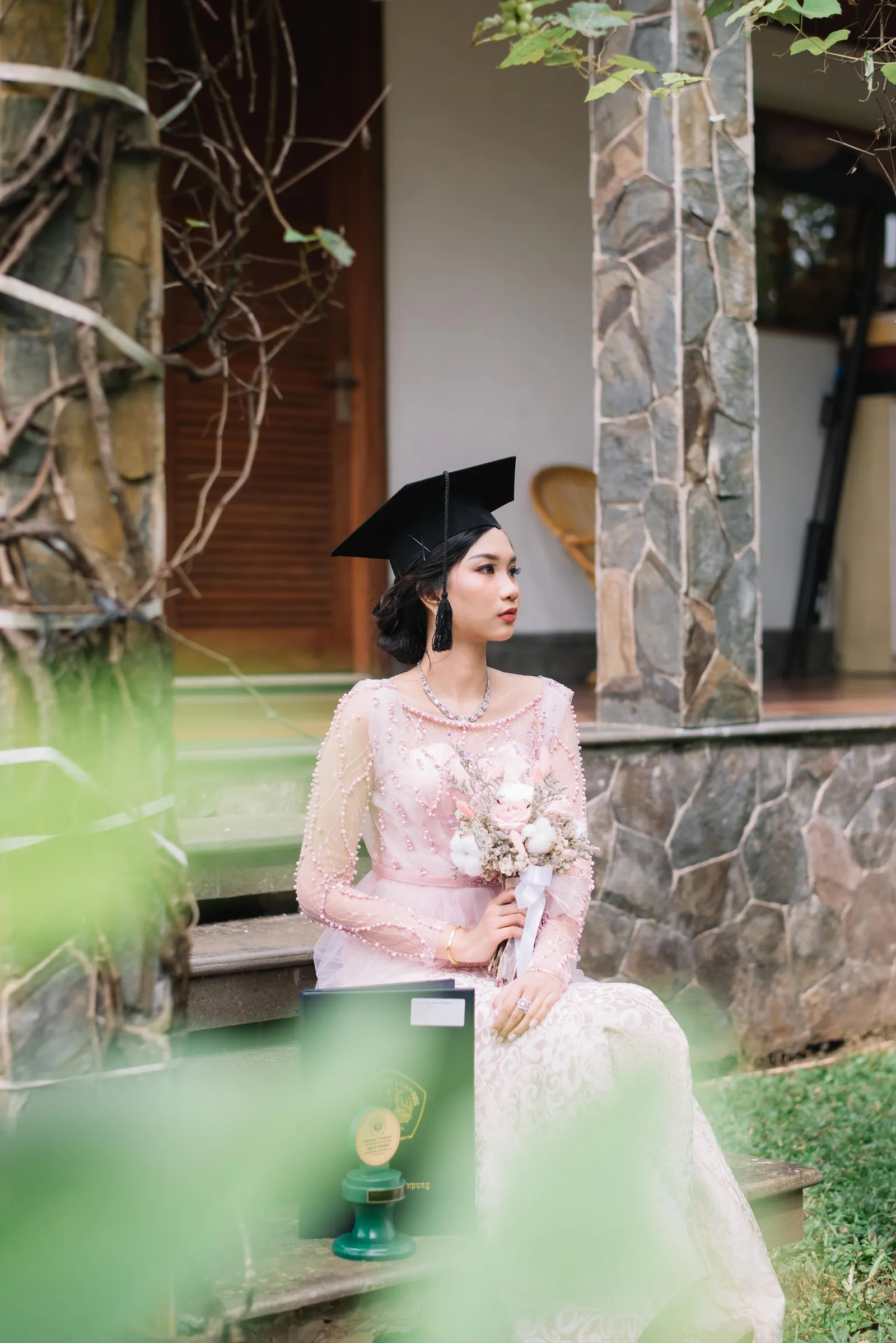 Anti Mati Gaya, Simak Ide Pose Foto Wisuda Sendiri