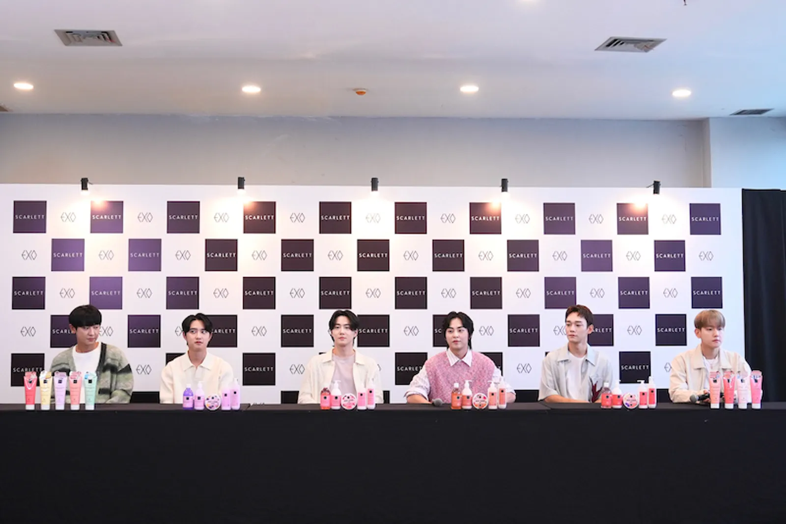 Disambut Meriah, Scarlett Gandeng EXO Sebagai New Glow Ambassador