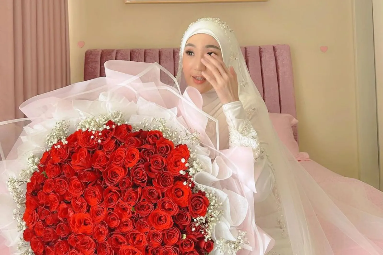 Sah! Ini 5 Fakta Pernikahan Larissa Chou dan Ikram Rosadi
