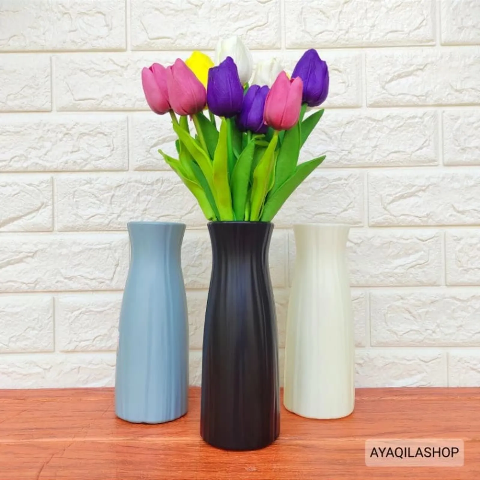 15 Rekomendasi Pot Bunga Plastik, Cocok untuk Hiasan Rumah Estetik
