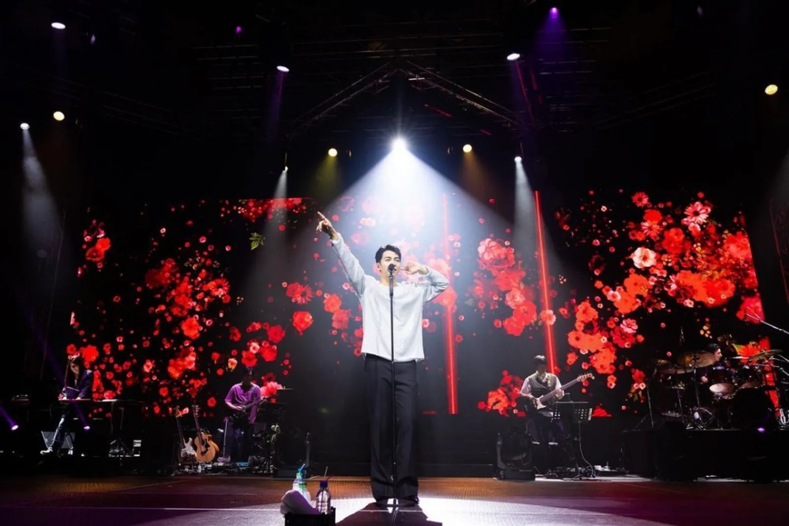 Citra Memburuk, Lee Seung Gi Panen Kontroversi saat Konser di Amerika