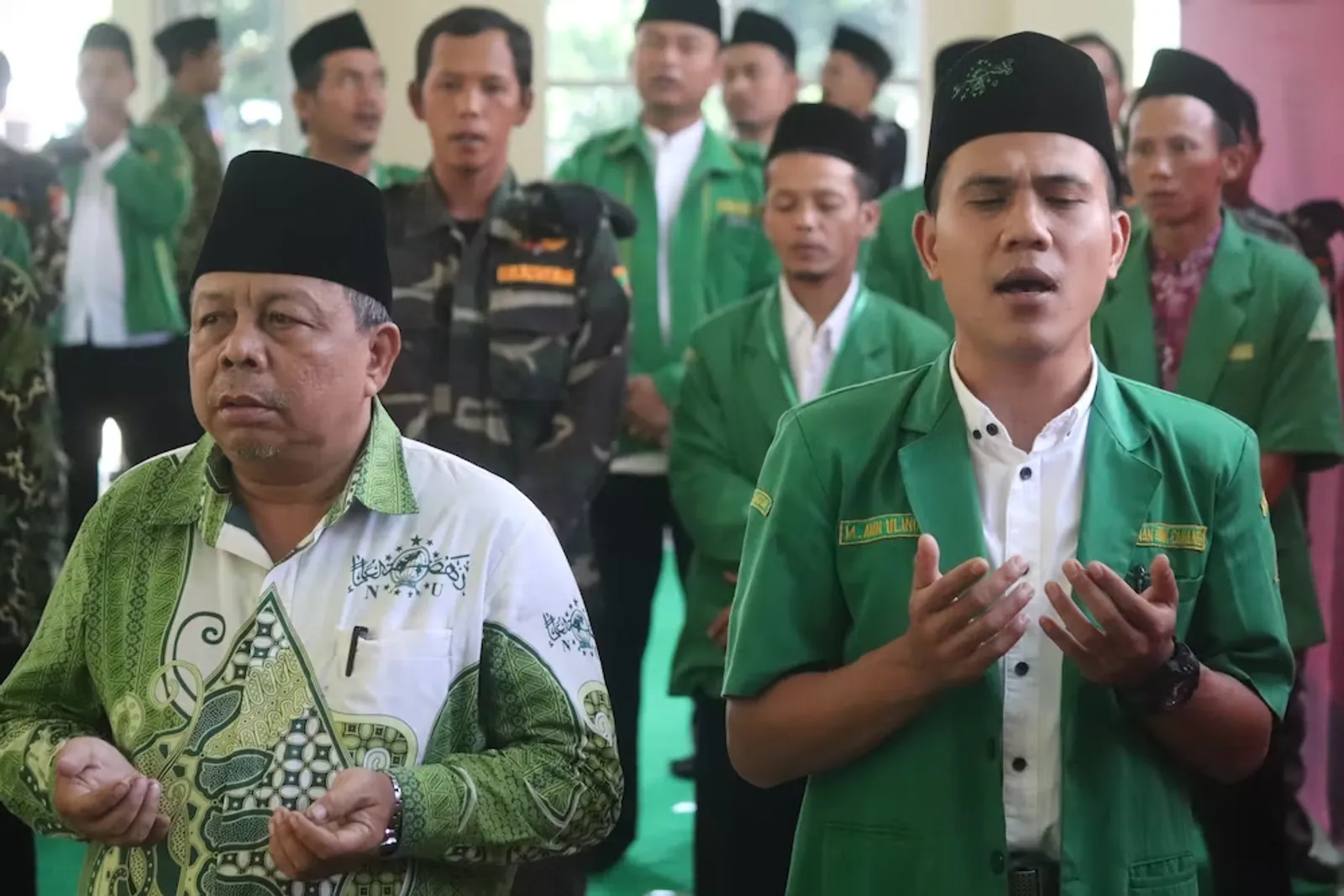 Bacaan Sholawat Fatih Arab, Latin, dan Artinya Lengkap