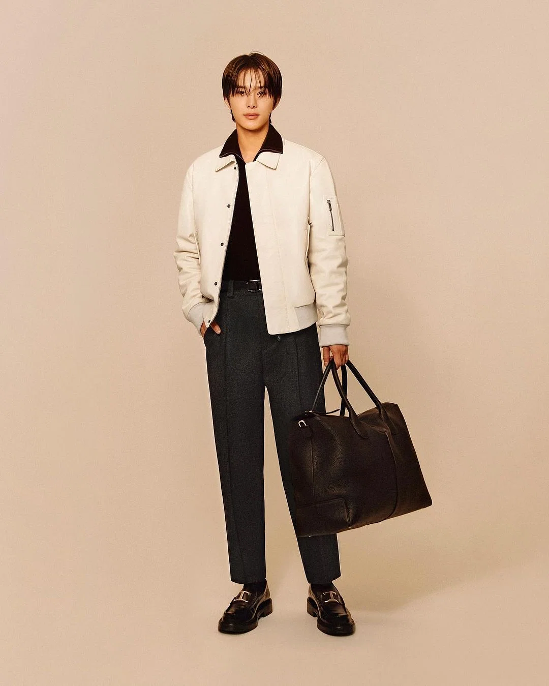 Tod's Umumkan Jungwoo ‘NCT’ Jadi Brand Ambassador Terbaru