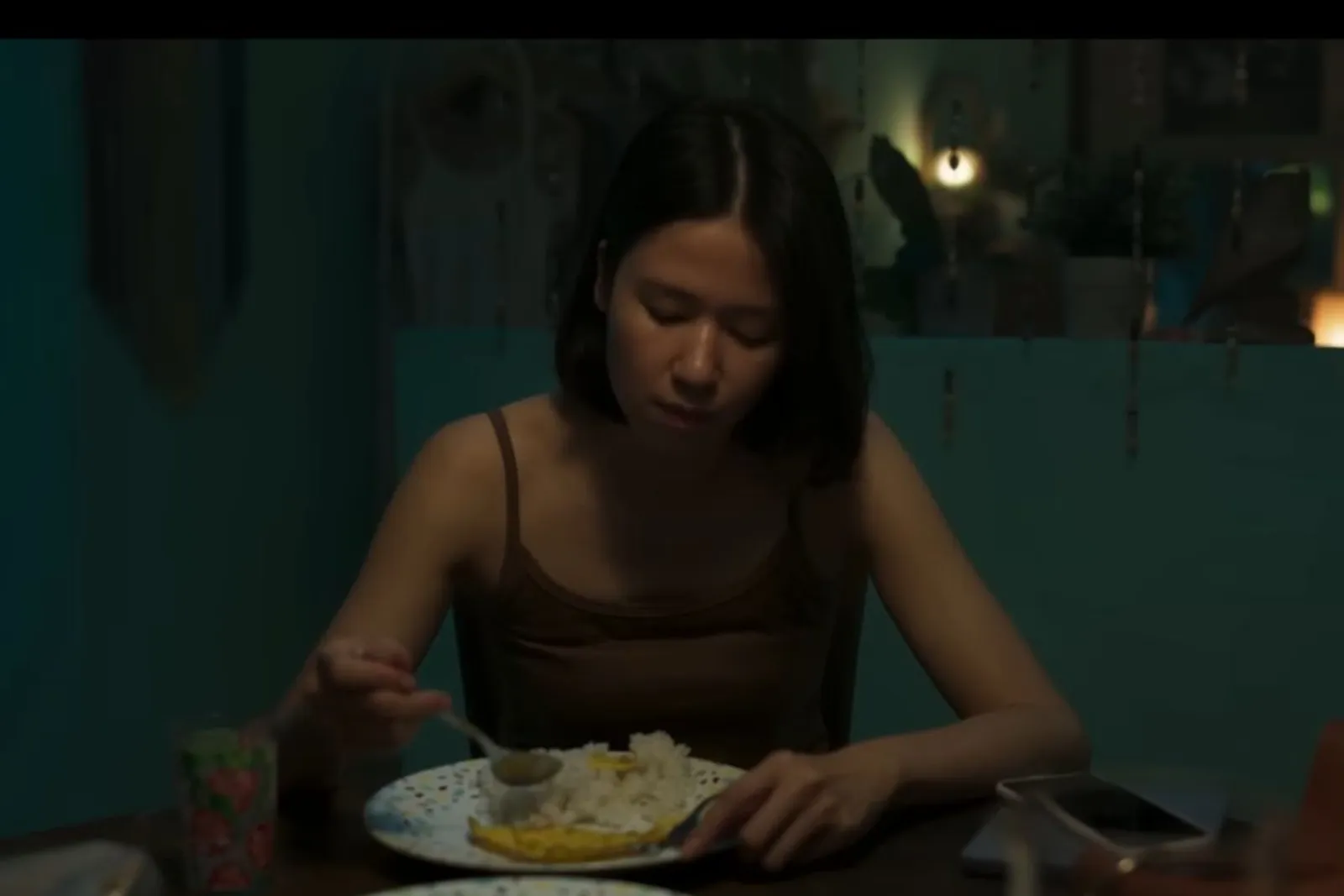 Review Film "Sleep Call": Kesepian yang Berujung Tragedi